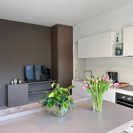 Apartment Riva 17 *